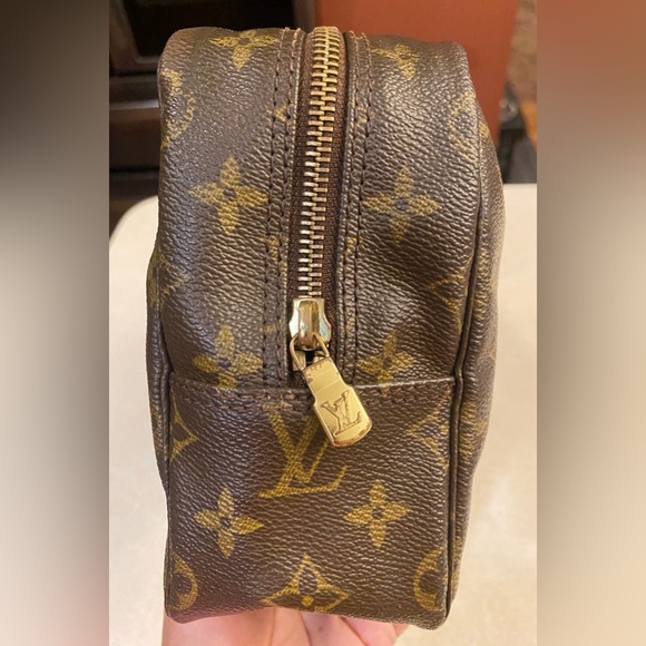 LOUIS VUITTON Monogram Trousse Toilette 28, Box, Dust, & Gift Bags, LV Card, EUC - Picture 12 of 15